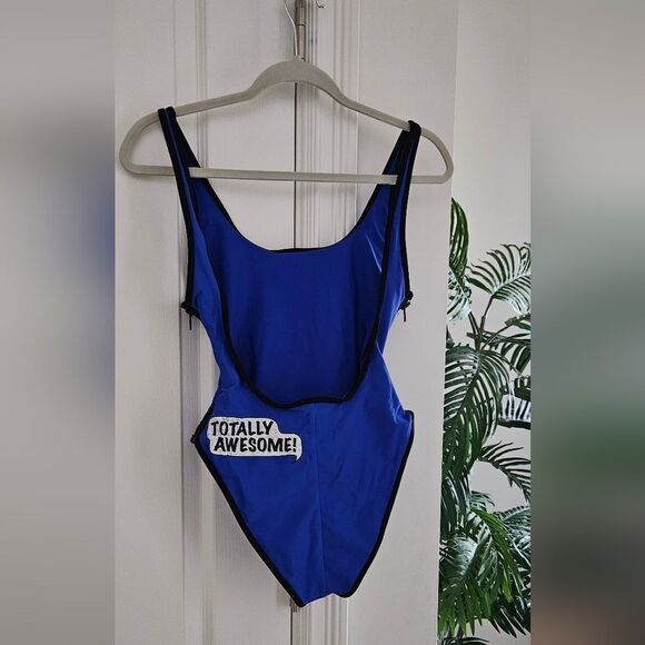 💝Blue Graphic Swimsuit - Picture 3 of 4